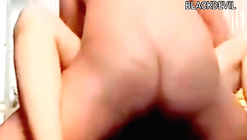 Indian teen gets fucked in the bedroom by her boyfriend