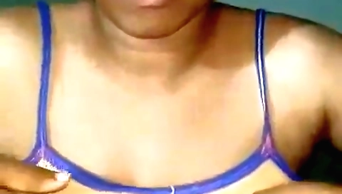 Busty brunette naked in homemade amateur video clip