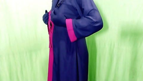 Indian teen gets banged in the backyard by a fellow