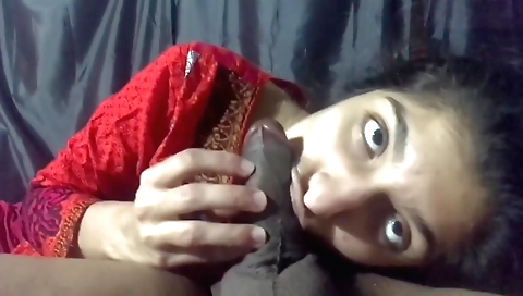 Brunette amateur video that plays with her big cock