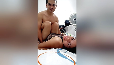 Indian teen girl with round ass doing a hot milf porn clip