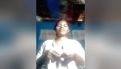 Today Exclusive -desi Girl Shows Her Boobs And Pussy 2