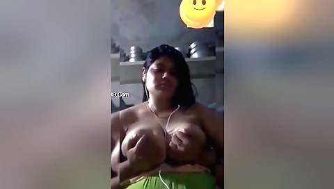 Today Exclusive- Cute Bangla Girl Play With Her Big Boobs