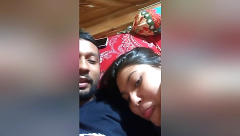 Amateur brunette vlogs with a hot guy in her bedroom