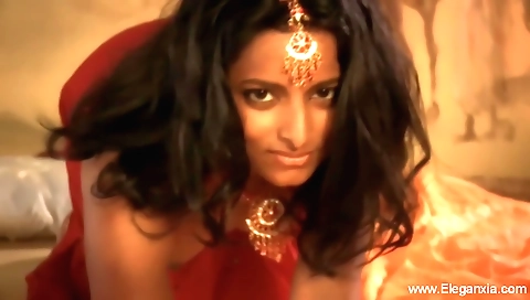 Indian beauties in sexy lingerie and then in the shower