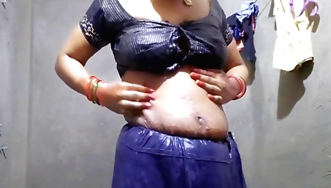 Indian wife 18+ fucked in bathroom with pussy massage