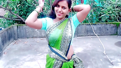 Blonde in red dress 18+ shows off her sexy body in a solo video