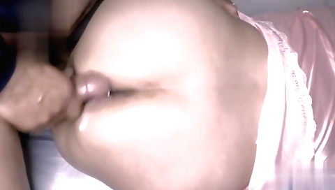 Indian sex video with a sexy babe showing off her body