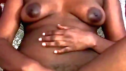 Brunette amateur woman fingers her hairy pussy on web cam