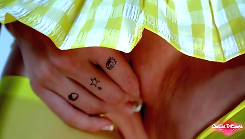 Indian girl on the bus filmed naked after she has shaved her pussy