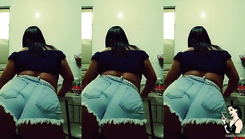 Suellen Santos with big tits and butt has been invited