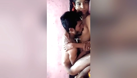 Today Exclusive- Desi Boudi Hard Fucked By Hubby 2