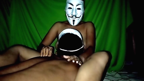 Indian girl has sex with husband in front of the camera