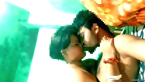Indian bhabhi enjoys deep penetration with her lover