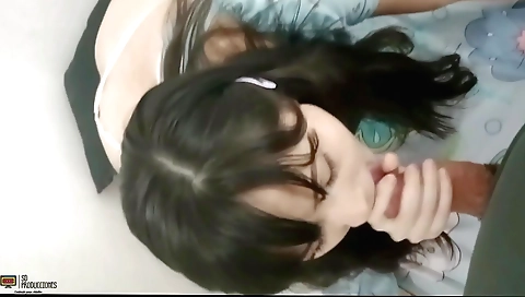 Indian brunette hairy girl with a tight pussy 090610