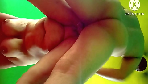 Indian teen gets fucked hard by her boyfriend in the bedroom