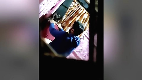 Indian girl with a small face and a large tumour is fucking