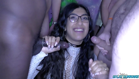 Indian girls suck cock and deepthroat in group sex