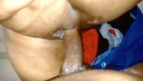 Big-assed step sister in hd porn video with a big cunt