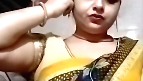 Indian amateur video shows me taking care of my stepmom