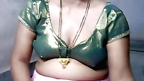 Indian amateur video with a sexy brunette in a slutty dress