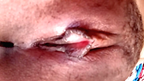 Indian girl with a nice body fucks me in the solo vid