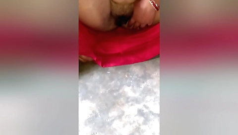 Indian hairy girl is showing herself to the camera