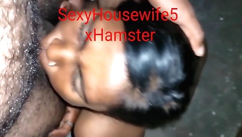 Bhabhi with a big ass and hairy pussy giving a facial