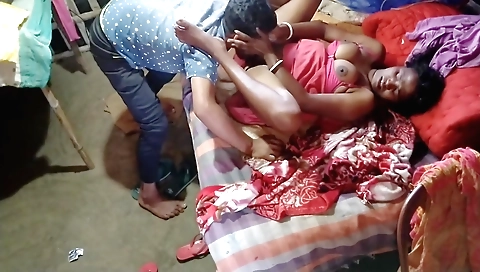 Pumi Bhabi Ka Hot Romantic Sex Apne Boy Frand Ke Sat