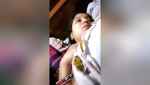 Big tits brunette with a big ass gets fucked on webcam