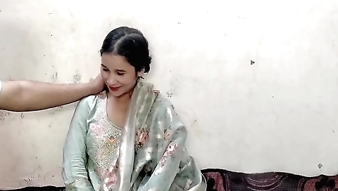 Juicy brunette babe gets her ass fucked hard by a guy