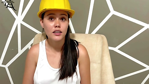 Porn video with amateur brunette milf getting on the construction site