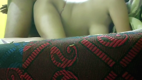 Indian chick enjoys her room sex with her boyfriend